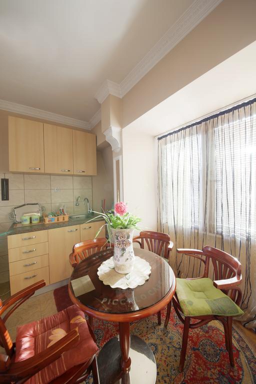 Guest House Pansion 10 Cetinje Extérieur photo