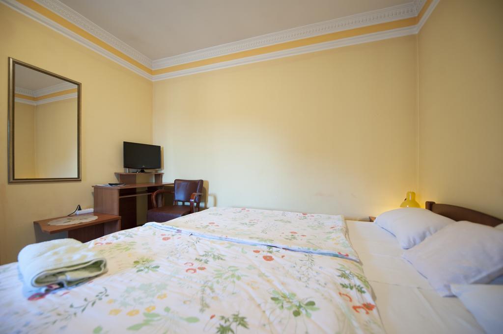 Guest House Pansion 10 Cetinje Chambre photo